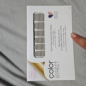 Color Street Nail Strips in 'Between The Lines'